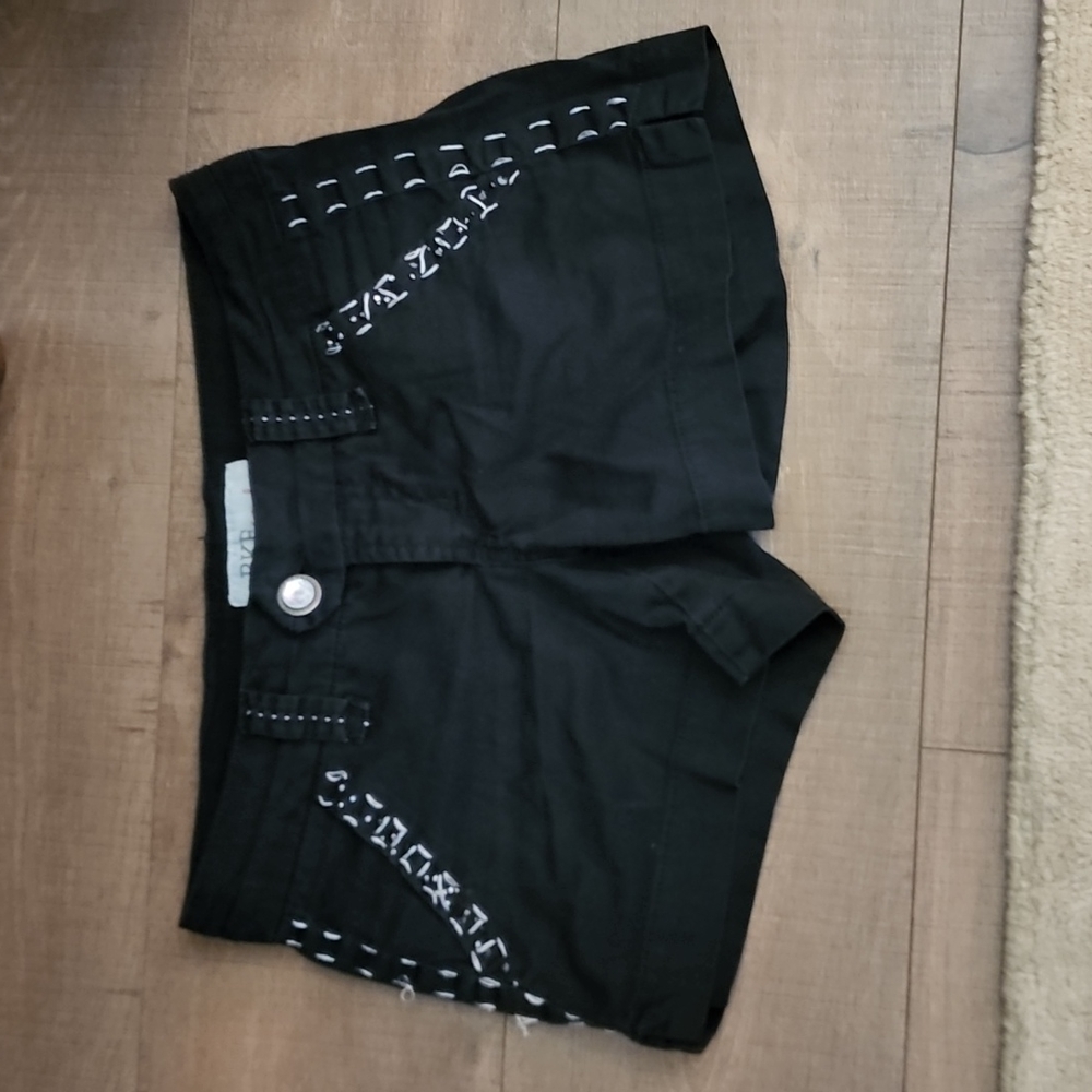 BKE women's casuals shorts.